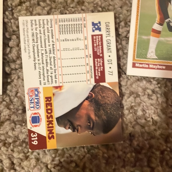 Football cards - Picture 9 of 17